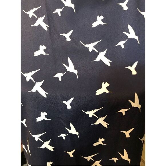 Everly hummingbird print sheath dress with back cut out and two white button clo - Picture 13 of 13